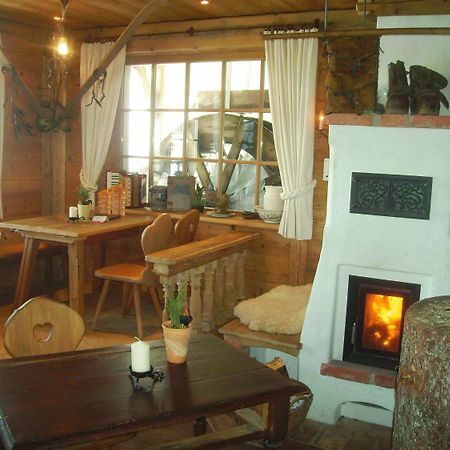 Hotel & Restaurant Gruener Baum - Die Gruene Oase Am Feldberg エクステリア 写真